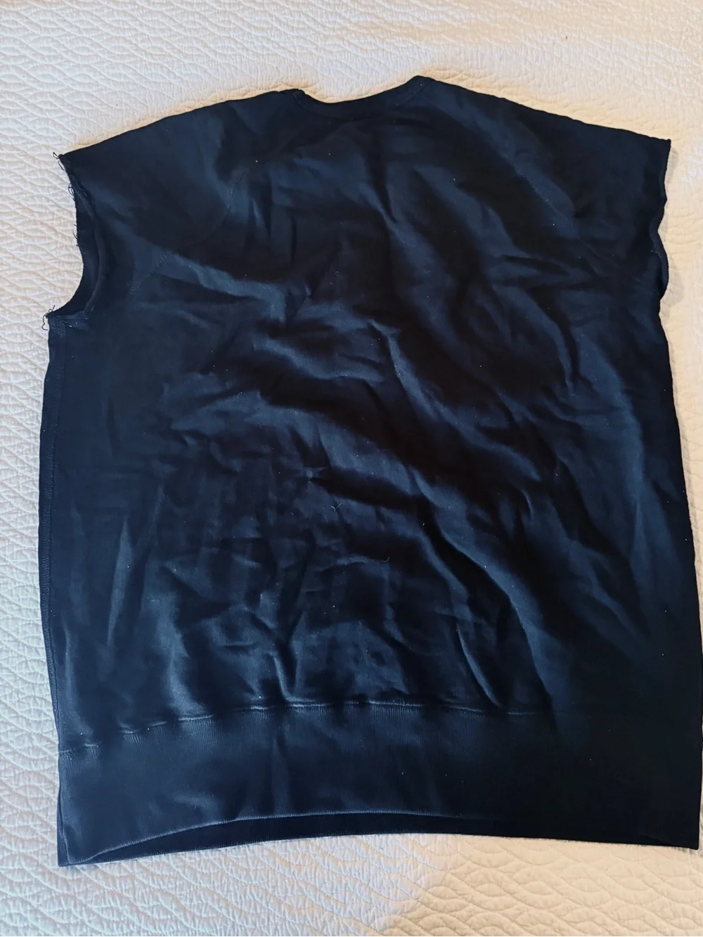 Hiro Clark brand Black Sleeveless Crew Neck Men’s Shirt - Picture 2 of 2
